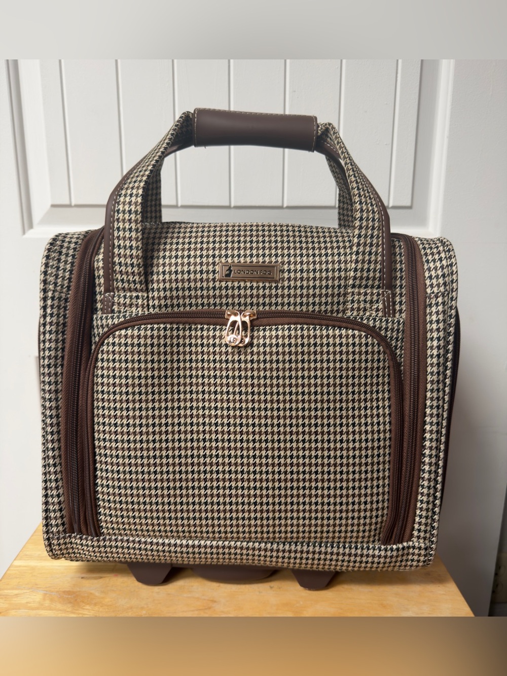 London Fog Cambridge 15" 8-Wheel Under the Seat Bag Brown Houndstooth Travel Bag